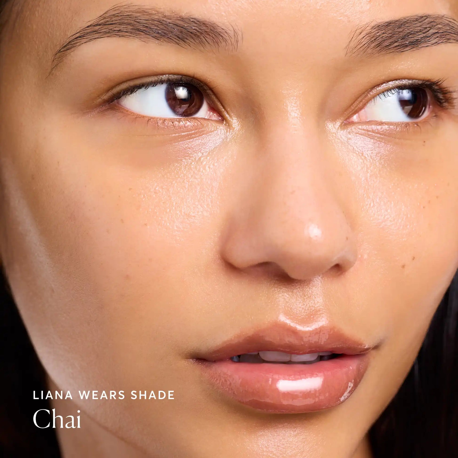phyto-glow-lip-balm-chai-z0 NATR-60111-Alt-Images-Phyto-Glow-Lip-Balm-Chai-04.webp