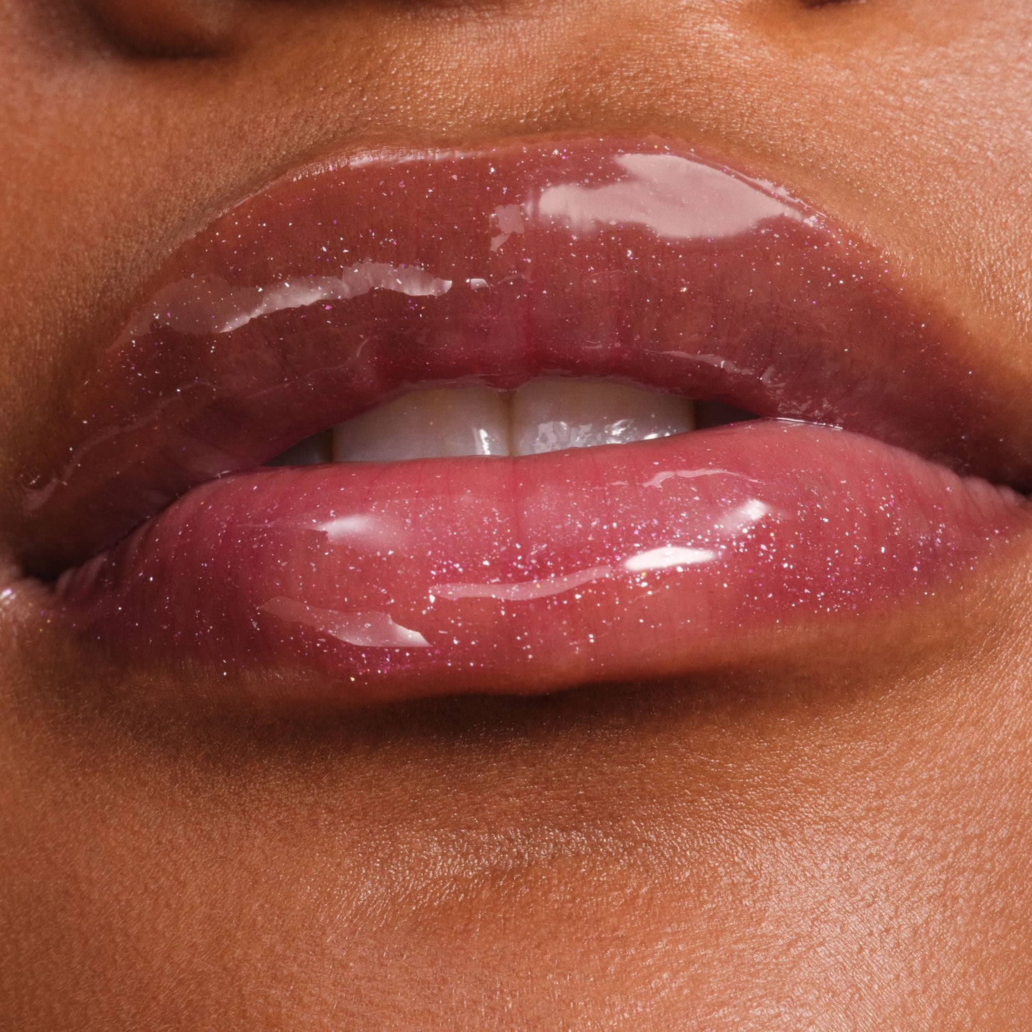 phyto-glow-lip-balm-shimmer-solar-i2 NATR-60145-Phyto-Glow-Lip-Hover-Solar.jpg