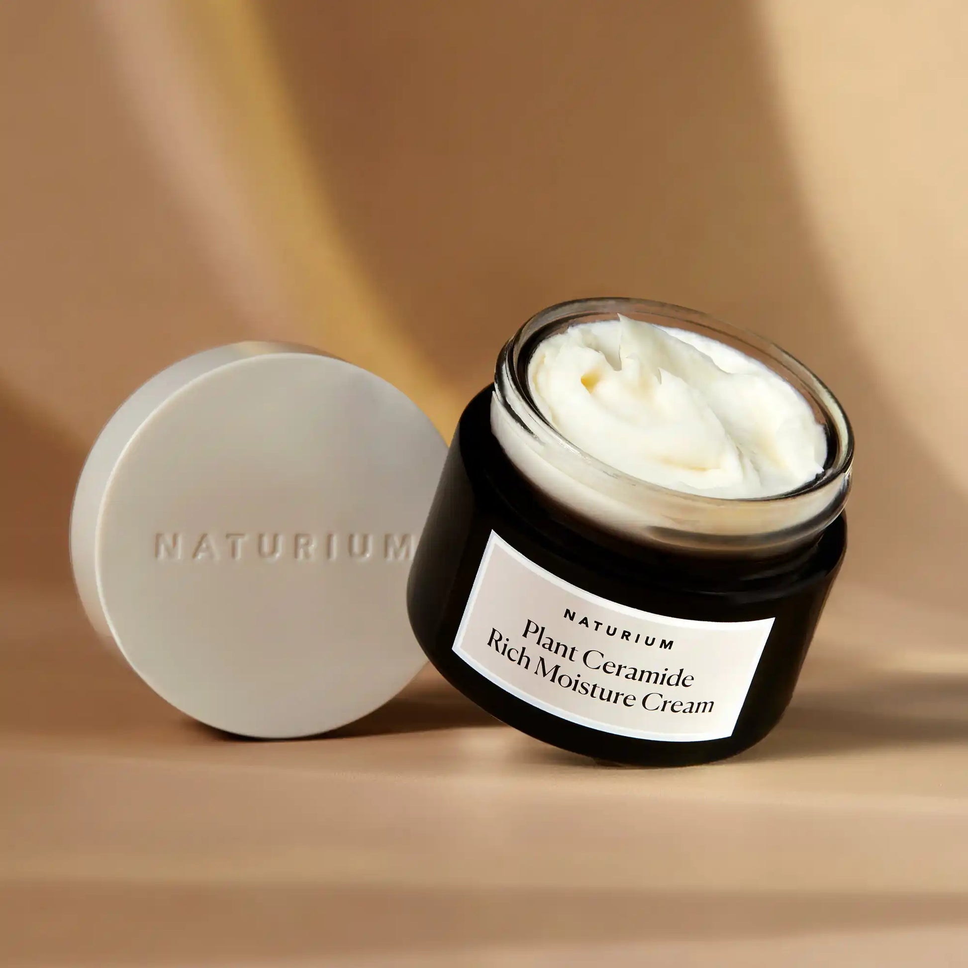 plant-ceramide-rich-moisture-cream-g4 plantceramide_0154-crop_1.webp